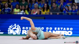 app f hoop raffaeli sofia ita sfe01965 simone ferraro ph